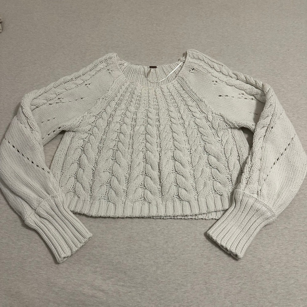 Free People Cream Chunky Cable Knit Scoop Neck Cropped Sweater Large OB1757383
